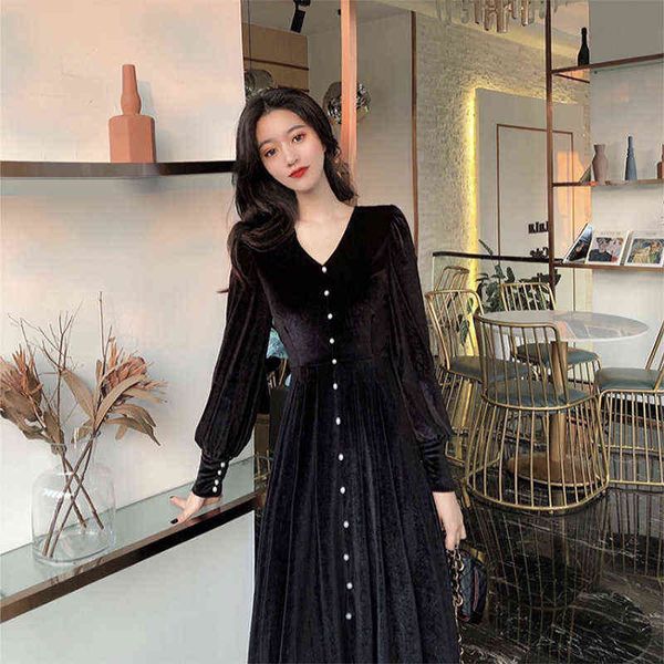 casual dresses 2022 french black v-neck veet slim with coat and knee length skirt, Black;gray
casual dresses 2022 french black v-neck veet slim with coat and knee length skirt, Black;gray