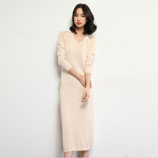 casual dresses style autumn winter cashmere wool women dress straight warm soft wild v-neck solid slim fit office lady big size, Black;gray
casual dresses style autumn winter cashmere wool women dress straight warm soft wild v-neck solid slim fit office lady big size, Black;gray