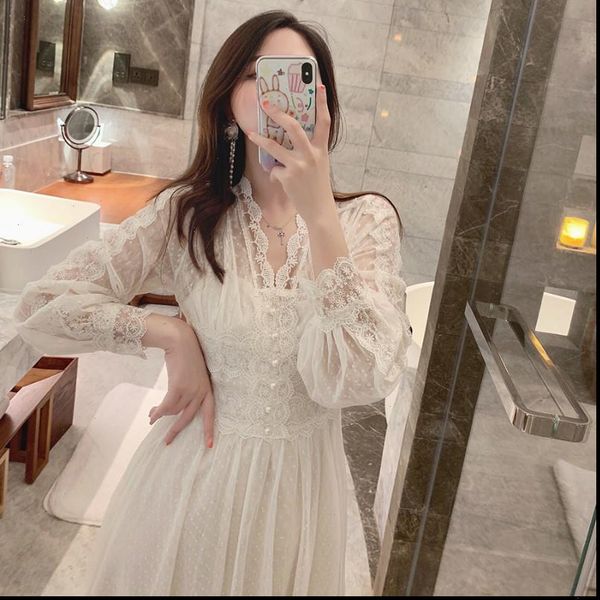 2021 brand new women lace dress french retro style long sleeve elegant midi dress party dress vestidos, Black;gray
2021 brand new women lace dress french retro style long sleeve elegant midi dress party dress vestidos, Black;gray