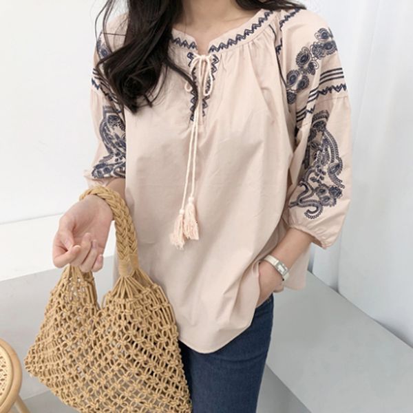 new lantern long sleeve women blouse shirts 2021 vintage pink cotton floral embroidery pullover casual 4eju, Black;brown
new lantern long sleeve women blouse shirts 2021 vintage pink cotton floral embroidery pullover casual 4eju, Black;brown