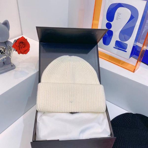beanies 2021 woolen fashion warm knitted hat
beanies 2021 woolen fashion warm knitted hat