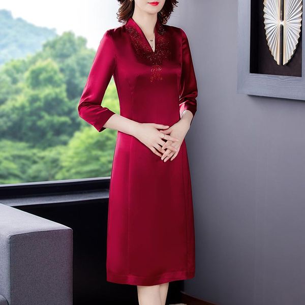 ethnic clothing in 2021, the big yards couture wedding cheongsam pleased her mother-in-law mother dress, Red
ethnic clothing in 2021, the big yards couture wedding cheongsam pleased her mother-in-law mother dress, Red