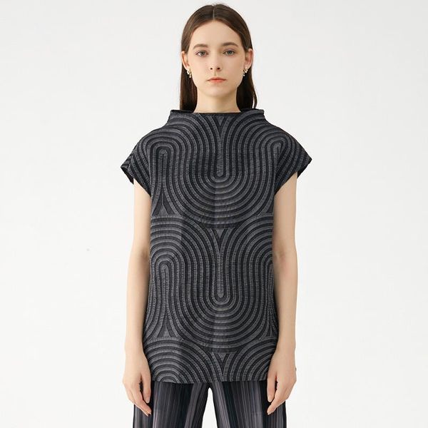 plus size t-shirt summer 2021 women's clothing half turtleneck sleeveless solid color embroidered fashion casual tee black
plus size t-shirt summer 2021 women's clothing half turtleneck sleeveless solid color embroidered fashion casual tee black