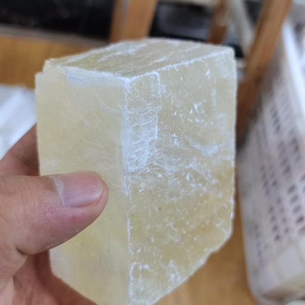 decorative objects & figurines 200-900g wholesale natural transparent yellow optical calcite orange crystal stones and mineral rough specime
decorative objects & figurines 200-900g wholesale natural transparent yellow optical calcite orange crystal stones and mineral rough specime