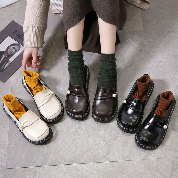 2020 retro women leather shoes round toe slip on flat shoes pearl loafers lolita shoes fashion college style boat 8776n, Black;white
2020 retro women leather shoes round toe slip on flat shoes pearl loafers lolita shoes fashion college style boat 8776n, Black;white