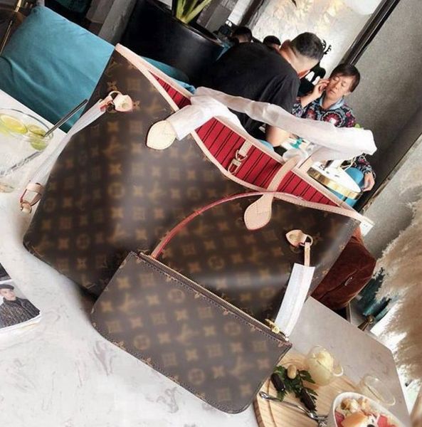 selling luxury brand leather bag wallet hight quality handbags backpack womens shoulder handbag totes bags -l2388, Red;black
selling luxury brand leather bag wallet hight quality handbags backpack womens shoulder handbag totes bags -l2388, Red;black