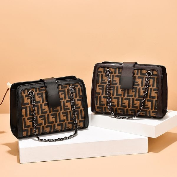 women's bag new online live broadcast fashion small one shoulder portable chain
women's bag new online live broadcast fashion small one shoulder portable chain