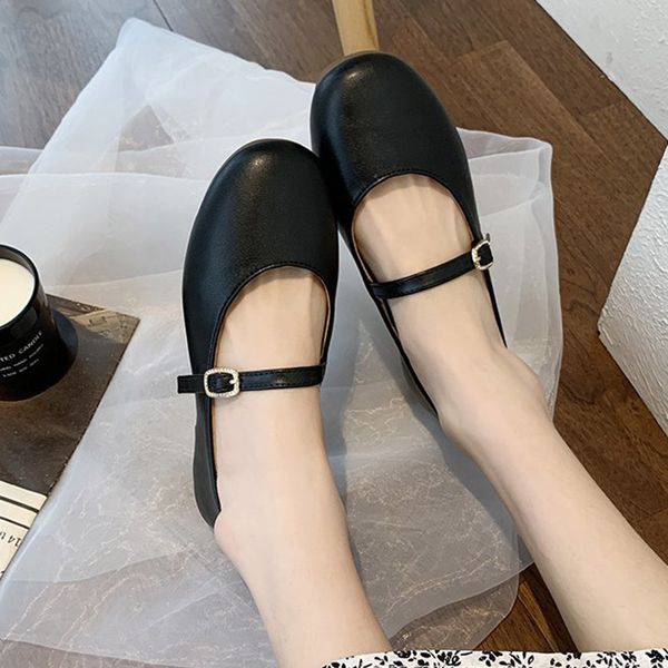 2021 spring women flats black mary janes shoes buckle strap lolita shoes begie leather casual shoes girls mujer 8942n, Black;white
2021 spring women flats black mary janes shoes buckle strap lolita shoes begie leather casual shoes girls mujer 8942n, Black;white