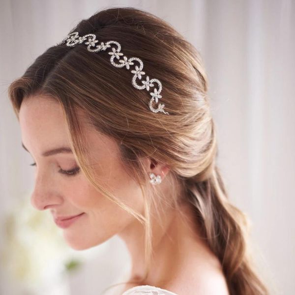 hair clips & barrettes stonefans luxury fashion cute zircon bride headband rhinestone for girls women wedding accessories jewelry decoration, Golden;silver
hair clips & barrettes stonefans luxury fashion cute zircon bride headband rhinestone for girls women wedding accessories jewelry decoration, Golden;silver