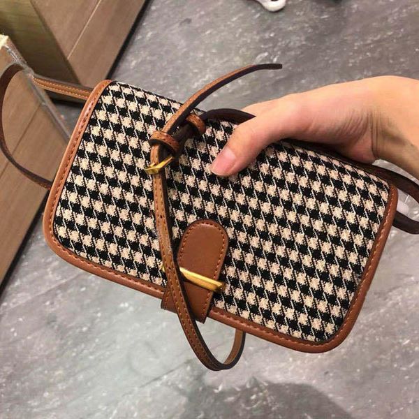totes female bag houndstooth spring/summer 2021 retro small square texture single shoulder messenger mini
totes female bag houndstooth spring/summer 2021 retro small square texture single shoulder messenger mini