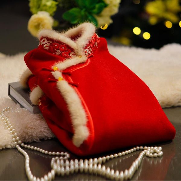 ethnic clothing the wool cloth improved cheongsam autumn and winter retro chinese tang jacket thickened year, Red
ethnic clothing the wool cloth improved cheongsam autumn and winter retro chinese tang jacket thickened year, Red