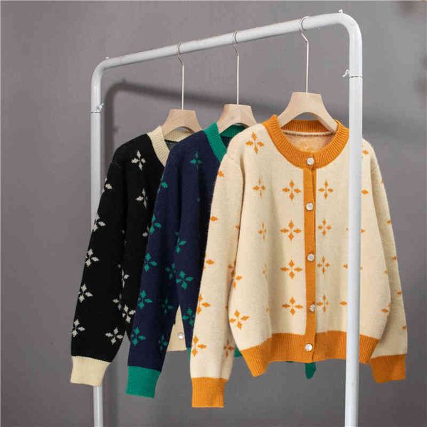 women's knits & tees new of women autumn winter elegant floral cardigan fashion vintage knitted woman short lell, White
women's knits & tees new of women autumn winter elegant floral cardigan fashion vintage knitted woman short lell, White