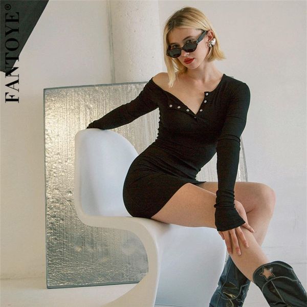 2021 new diagonal collar single breasted mini black long sleeve women spring streetwear ny partywear vestido euky, Black;gray
2021 new diagonal collar single breasted mini black long sleeve women spring streetwear ny partywear vestido euky, Black;gray