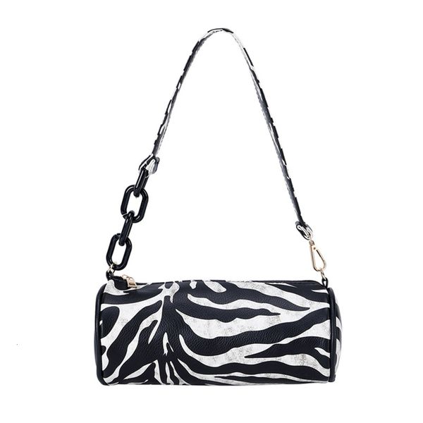 fashion street trend women's leopard cylinder fashion messenger bag
fashion street trend women's leopard cylinder fashion messenger bag