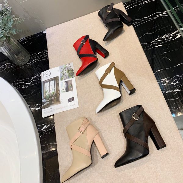 2021 designer luxury fashion pointed shoe women leather boots thick high heels lace-up platform shoes leathers ladies size 35-42 with box, Black
2021 designer luxury fashion pointed shoe women leather boots thick high heels lace-up platform shoes leathers ladies size 35-42 with box, Black