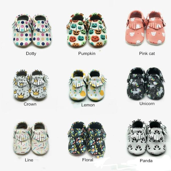 first walkers soft leather shoes printing design animal baby crowling slipper genuine moccasins
first walkers soft leather shoes printing design animal baby crowling slipper genuine moccasins