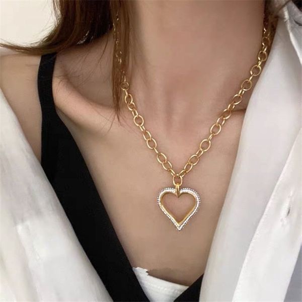 hbp fashion south korea east gate new fashionable diamond love pendant women thick temperament versatile necklace clavicle chain, Silver
hbp fashion south korea east gate new fashionable diamond love pendant women thick temperament versatile necklace clavicle chain, Silver