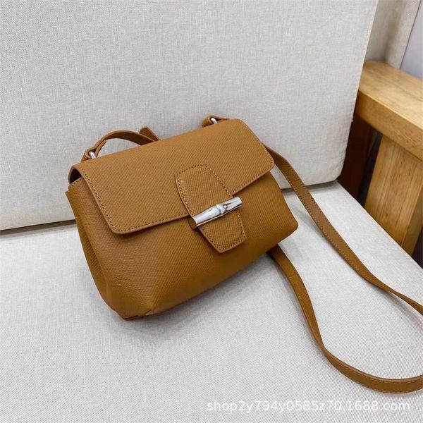 2022 new handbags lc designer clutch bag women's luxury series cowhide messenger bags bamboo single shoulder handbag women clutches cas
2022 new handbags lc designer clutch bag women's luxury series cowhide messenger bags bamboo single shoulder handbag women clutches cas