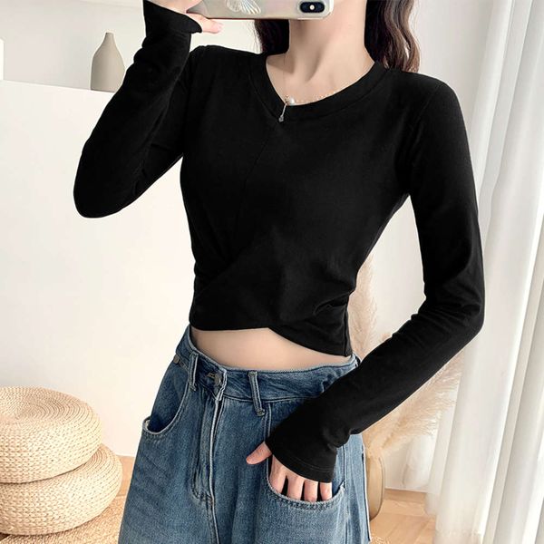 black v-neck short bottomed blouse with long sleeves in autumn winter high waist and exposed navel hem pleated tights, White
black v-neck short bottomed blouse with long sleeves in autumn winter high waist and exposed navel hem pleated tights, White