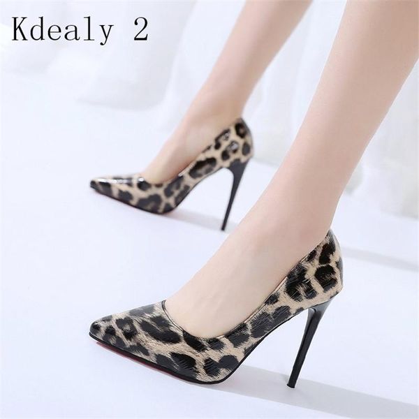 dress shoes 2021 spring fashion woman pointed fine with heels shallow mouth leopard high patent leather summer pumps mujer, Black
dress shoes 2021 spring fashion woman pointed fine with heels shallow mouth leopard high patent leather summer pumps mujer, Black