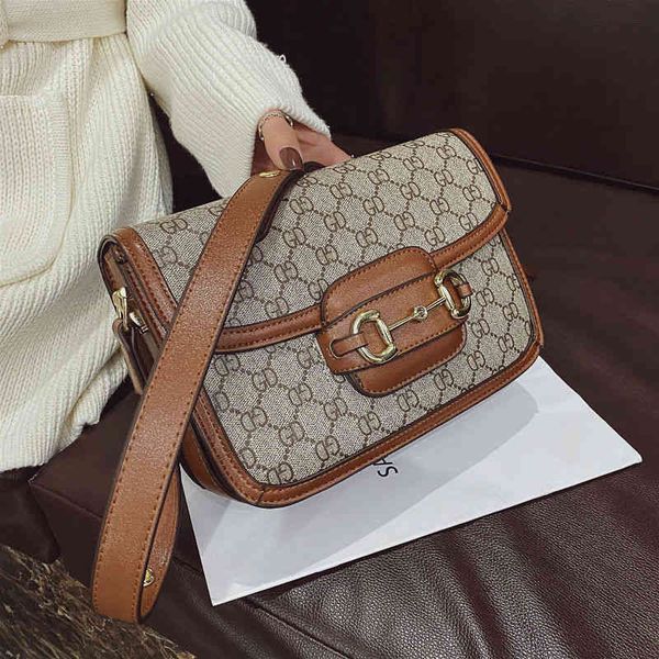 2022 factory wholesale high sense female texture foreign style one shoulder messenger bag versatile ins korean fashion small square bag
2022 factory wholesale high sense female texture foreign style one shoulder messenger bag versatile ins korean fashion small square bag