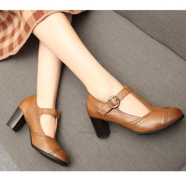 super soft round toe genuine cow leather summer pumps retro patent rubber thick heel shoes for women casual ladies' 2021 dress1, Black
super soft round toe genuine cow leather summer pumps retro patent rubber thick heel shoes for women casual ladies' 2021 dress1, Black