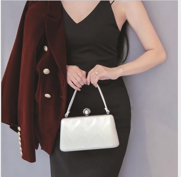 1-3 favorite new shoulder bags new fashion chain crossbody bags ladies handbags women cosmetic bag wallet, Red;black
1-3 favorite new shoulder bags new fashion chain crossbody bags ladies handbags women cosmetic bag wallet, Red;black