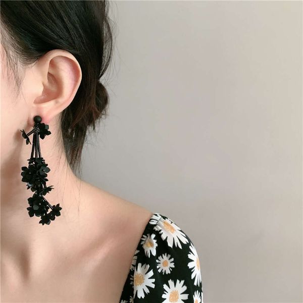 hbp fashion korea dongdamen long transparent acrylic flower 925 silver sweet earrings
hbp fashion korea dongdamen long transparent acrylic flower 925 silver sweet earrings