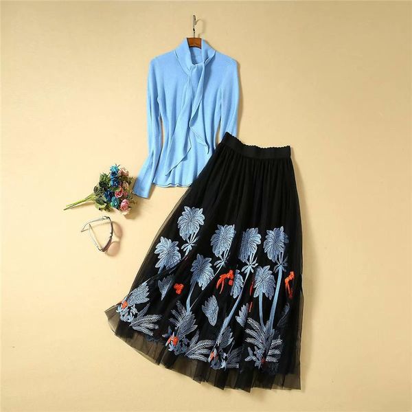 two piece dress women long sleeve pullover sweater and embroidery midi skirt suit sets brand fashion runway designer autumn pieces set, White
two piece dress women long sleeve pullover sweater and embroidery midi skirt suit sets brand fashion runway designer autumn pieces set, White