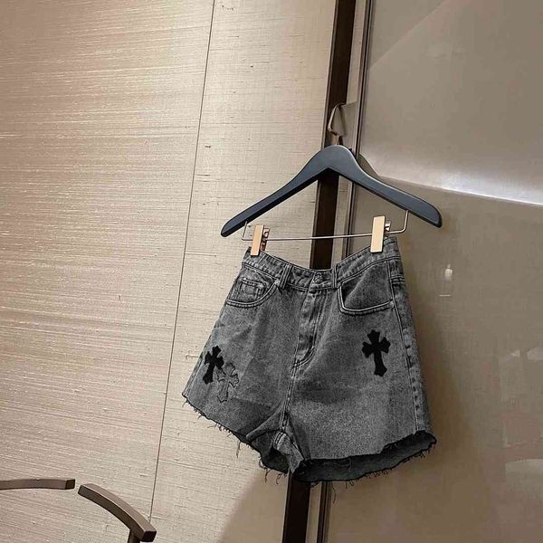 crosin 2021 summer cross fabric label embroidery hair fringe high waist slim fashion age reducing straight jeans shor, White;black
crosin 2021 summer cross fabric label embroidery hair fringe high waist slim fashion age reducing straight jeans shor, White;black