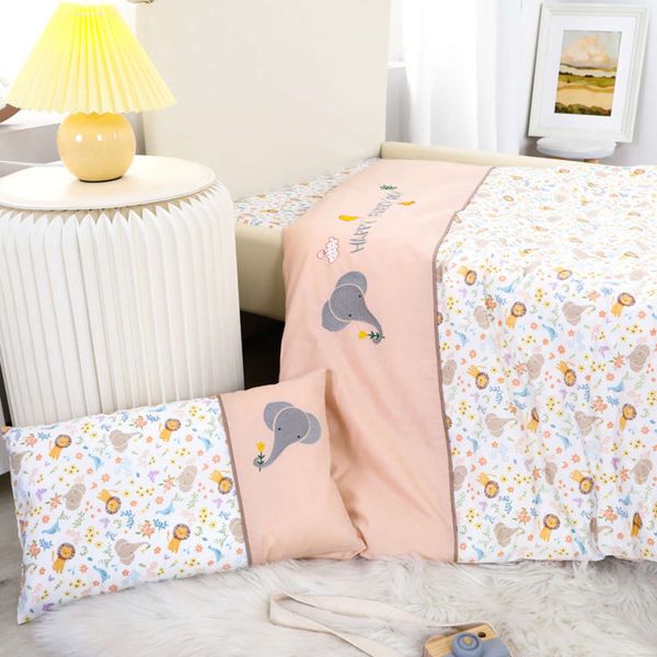 cases 60 pieces of long staple cotton embroidered children's pillow case double contrast color baby kindergarten
cases 60 pieces of long staple cotton embroidered children's pillow case double contrast color baby kindergarten