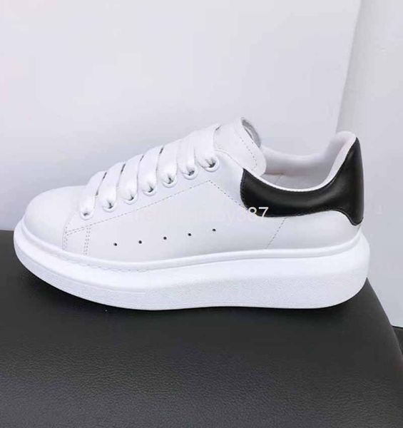 dress shoes little white shoes women's inner elevated board yuan shanshan's same thick bottom muffin sneakers, Black
dress shoes little white shoes women's inner elevated board yuan shanshan's same thick bottom muffin sneakers, Black
