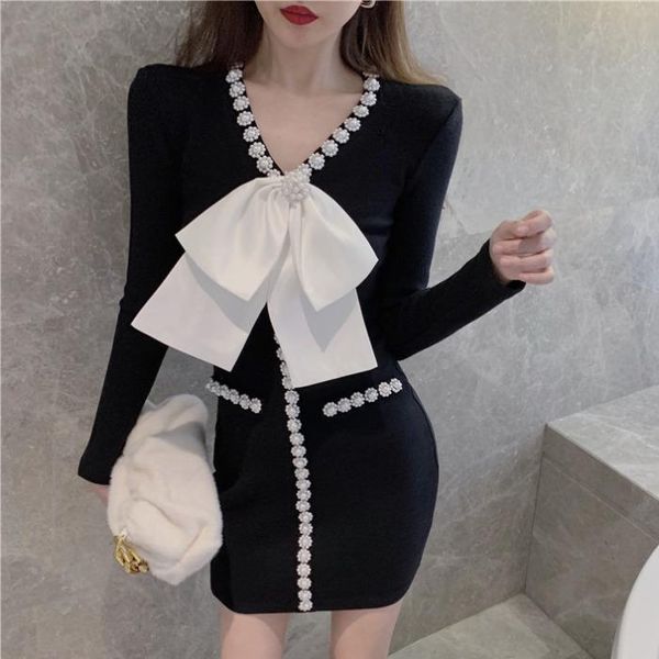 casual dresses vintage elegant women pearl knitted front big bow sweater dress party, Black;gray
casual dresses vintage elegant women pearl knitted front big bow sweater dress party, Black;gray
