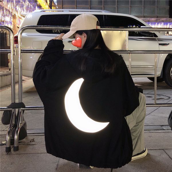 2021 new autumn hooded sweatshirt college style personalized reflective moon print drop shoulder sleeve jacket 7q7o, Black
2021 new autumn hooded sweatshirt college style personalized reflective moon print drop shoulder sleeve jacket 7q7o, Black