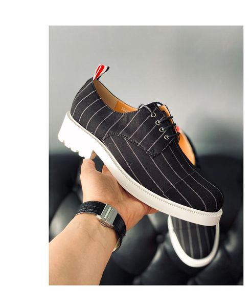 fashion handmade men shoes lace up pointed toes stripe cottongrade genuine leather retro business men's shoes, Black
fashion handmade men shoes lace up pointed toes stripe cottongrade genuine leather retro business men's shoes, Black