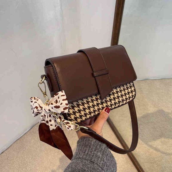 bags handbags autumn and winter textured 2021 female ins minority versatile messenger one shoulder small square, Black;red
bags handbags autumn and winter textured 2021 female ins minority versatile messenger one shoulder small square, Black;red