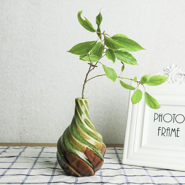 spiral twist creative gift modern porcelain vase ceramic flower pot vases room study home wedding decoration nordic ornament
spiral twist creative gift modern porcelain vase ceramic flower pot vases room study home wedding decoration nordic ornament