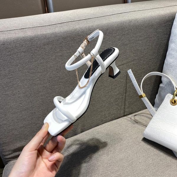 mkkhou fashion sandals women 2021 new summer temperament elegant square toe pearl stiletto 6cm high heels size 34-39, Black
mkkhou fashion sandals women 2021 new summer temperament elegant square toe pearl stiletto 6cm high heels size 34-39, Black