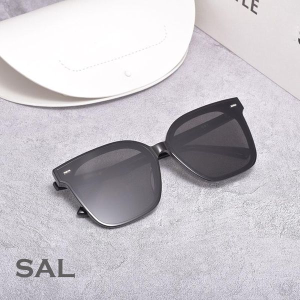 2021 new fashion gm glasses women men sunglasses gentle sal acetate square polarizing uv400 lenses sun glasses women men, White;black
2021 new fashion gm glasses women men sunglasses gentle sal acetate square polarizing uv400 lenses sun glasses women men, White;black
