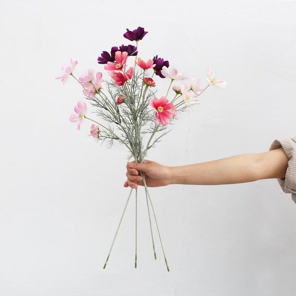 decorative flowers & wreaths simulation flower small daisy art fresh cosmos fake decoration silk arrangement living room
decorative flowers & wreaths simulation flower small daisy art fresh cosmos fake decoration silk arrangement living room