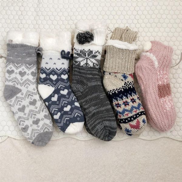slippers autumn winter women home socks christmas gift floor plush velvet non-slip carpet fluffy warm aztec fur shoe, Black
slippers autumn winter women home socks christmas gift floor plush velvet non-slip carpet fluffy warm aztec fur shoe, Black