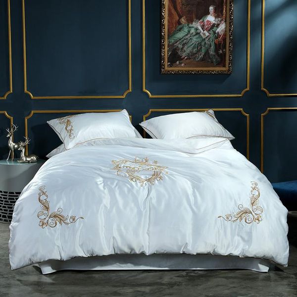 silk floss bedsheet set quilt/duvet cover bed set pillowcase oriental embroidery luxury bedding king size 4pieces
silk floss bedsheet set quilt/duvet cover bed set pillowcase oriental embroidery luxury bedding king size 4pieces