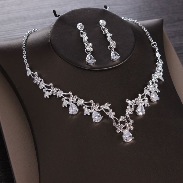 jewelry set exquisite water drop bridal jewelry korean high-grade necklace set wedding dress necklace pgraphy, Slivery;golden
jewelry set exquisite water drop bridal jewelry korean high-grade necklace set wedding dress necklace pgraphy, Slivery;golden