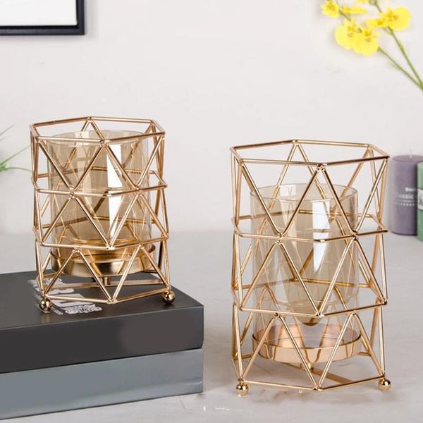 candle holders golden iron holder european geometric candlestick romantic crystal cup home decoration table 2021
candle holders golden iron holder european geometric candlestick romantic crystal cup home decoration table 2021
