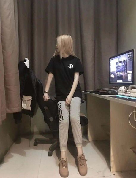 crosin spiritual summer girl kwai tong, same half of shirt, t-shirt, female student, korean version, and short, White
crosin spiritual summer girl kwai tong, same half of shirt, t-shirt, female student, korean version, and short, White