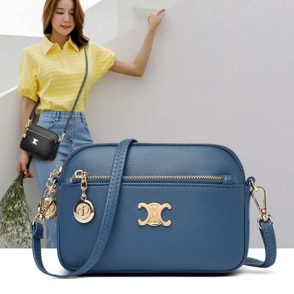 2021 new korean ins trendy small fragrance foreign style messenger women's net red single shoulder mother's bag
2021 new korean ins trendy small fragrance foreign style messenger women's net red single shoulder mother's bag