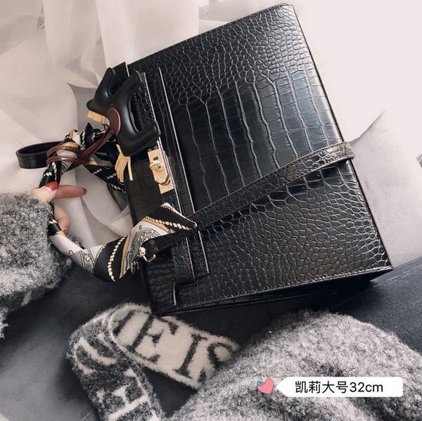 2020 new good quality leather women's handbags shoulder bags messenger crossbody bag purse -l1427
2020 new good quality leather women's handbags shoulder bags messenger crossbody bag purse -l1427