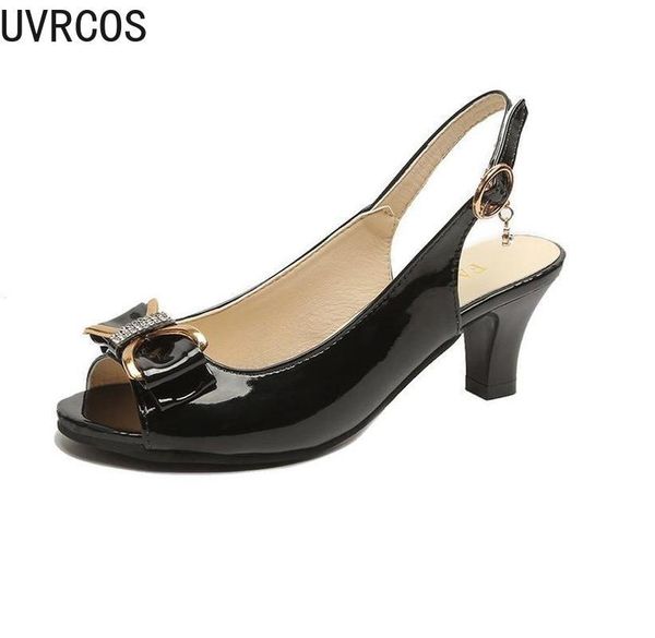 fashion women's sandals classic mature temperament all-match trend personalized shoe upper ribbon decoration women's sandals, Black
fashion women's sandals classic mature temperament all-match trend personalized shoe upper ribbon decoration women's sandals, Black