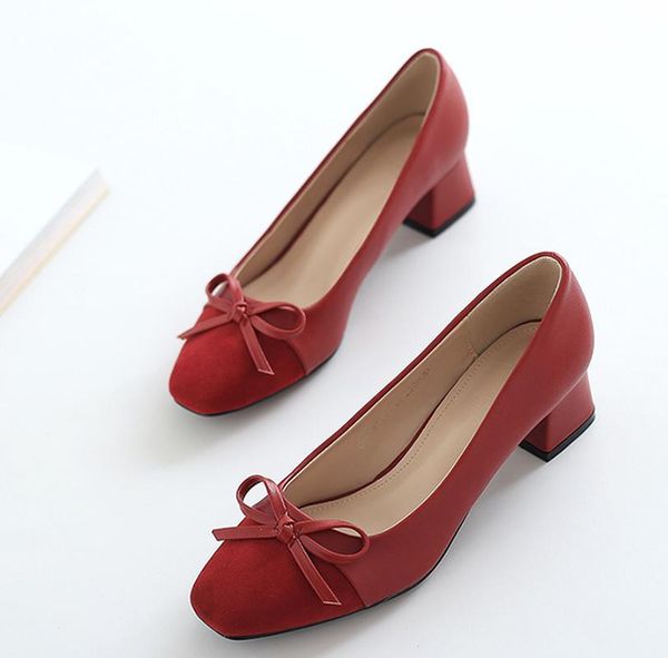 dress shoes 2021 spring female pointed lady high heels black with thick wild single women sandalias femeninas u14-21
dress shoes 2021 spring female pointed lady high heels black with thick wild single women sandalias femeninas u14-21