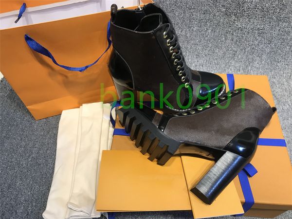 luxury designer woman 100% real6 leather non-slip martin boots mid boot fashion genuine breathable and light shoe with box the fast delivery, Black
luxury designer woman 100% real6 leather non-slip martin boots mid boot fashion genuine breathable and light shoe with box the fast delivery, Black